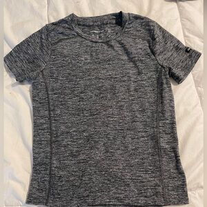 Abercrombie & Fitch Heathered Black Short Sleeve Tee